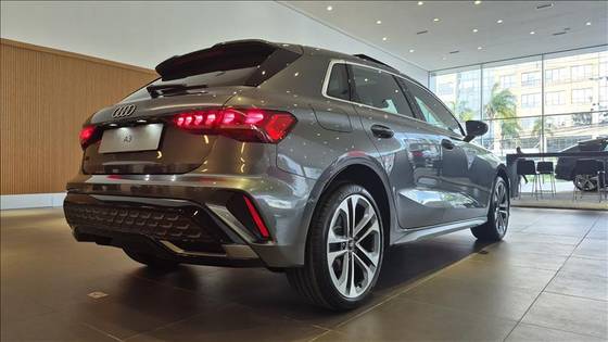 AUDI A3 2.0 40 TFSI GASOLINA SPORTBACK PERFORMANCE S-TRONIC