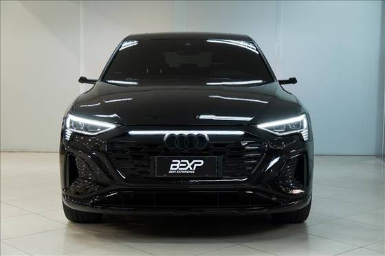 AUDI Q8 E-TRON 55 ELÉTRICO SPORTBACK LAUNCH EDITION QUATTRO