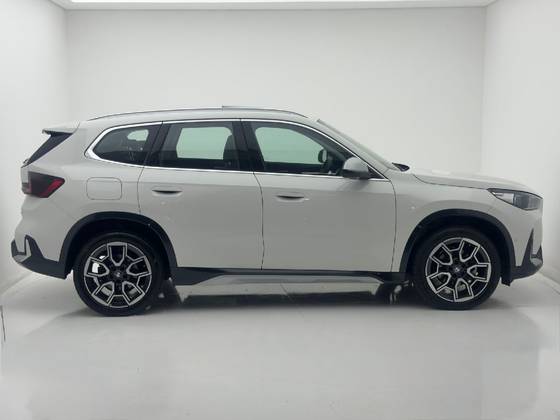 BMW X1 2.0 16V TURBO GASOLINA SDRIVE20I X-LINE STEPTRONIC