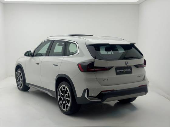 BMW X1 2.0 16V TURBO GASOLINA SDRIVE20I X-LINE STEPTRONIC