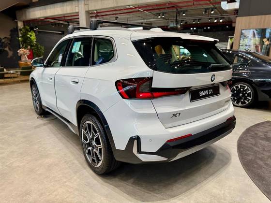 BMW X1 2.0 16V TURBO GASOLINA SDRIVE20I X-LINE STEPTRONIC