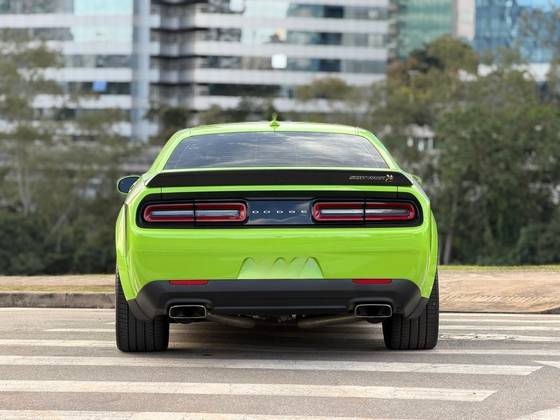 DODGE CHALLENGER 6.4 V8 HEMI GASOLINA R/T SCAT PACK WIDEBODY TORQUEFLITE