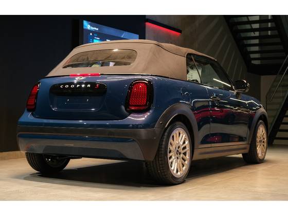 MINI COOPER 2.0 16V TWINPOWER GASOLINA S CABRIO STEPTRONIC