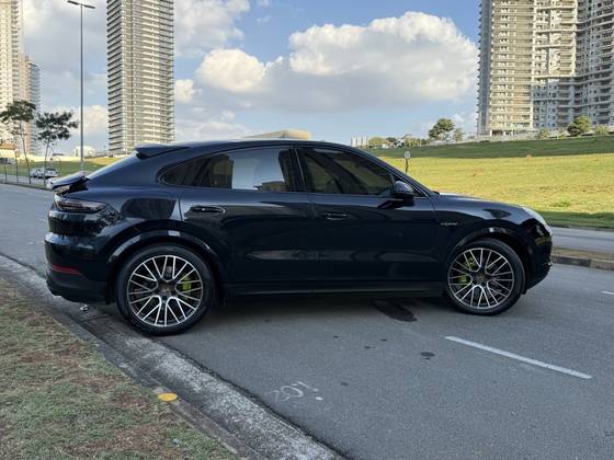 PORSCHE CAYENNE 3.0 V6 E-HYBRID COUPÉ PLATINUM EDITION AWD TIPTRONIC S