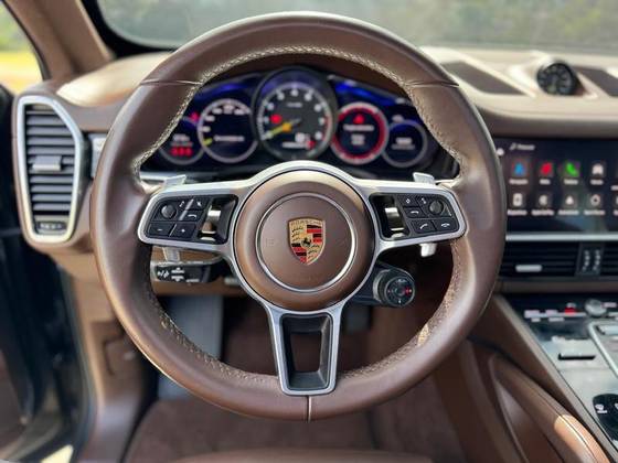 PORSCHE CAYENNE 3.0 V6 E-HYBRID COUPÉ PLATINUM EDITION AWD TIPTRONIC S