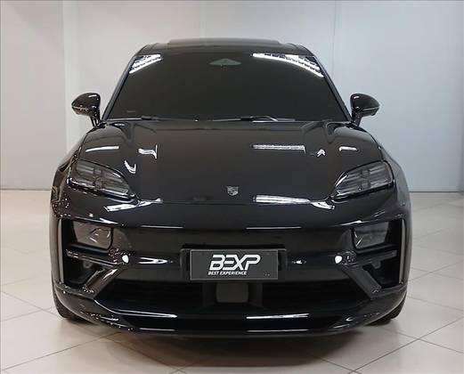 PORSCHE MACAN TURBO ELÉTRICO
