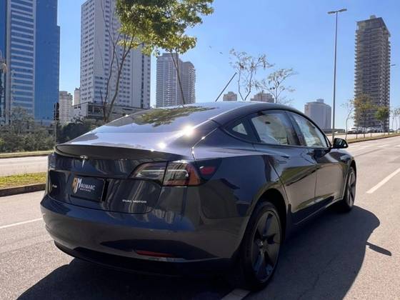 TESLA MODEL 3 ELÉTRICO AWD LONG RANGE PERFORMANCE