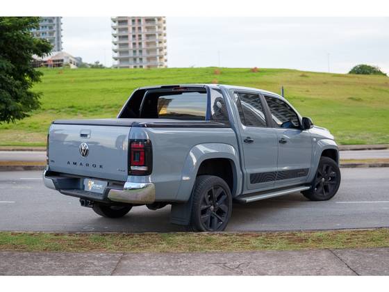 VOLKSWAGEN AMAROK 3.0 V6 TDI DIESEL EXTREME CD 4MOTION AUTOMÁTICO