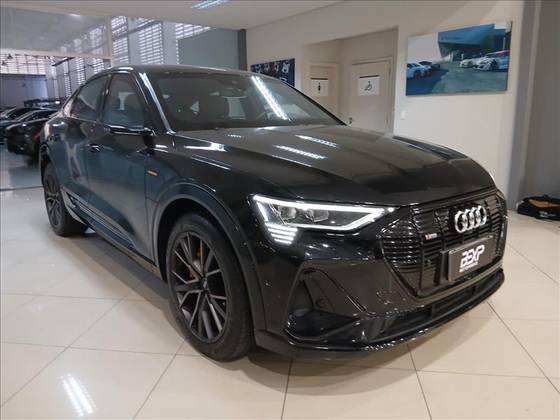 AUDI E-TRON ELÉTRICO SPORTBACK PERFORMANCE BLACK QUATTRO