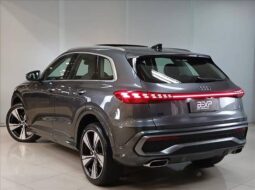 
										AUDI Q5 2.0 TFSI GASOLINA S LINE QUATTRO S TRONIC cheio									