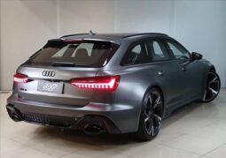 
										AUDI RS6 4.0 AVANT V8 TWINTURBO MHEV TIPTRONIC cheio									