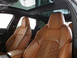 
										AUDI RS6 4.0 AVANT V8 TWINTURBO MHEV TIPTRONIC cheio									