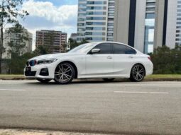 
										BMW 320i 2.0 16V TURBO FLEX M SPORT AUTOMÁTICO cheio									