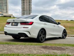 
										BMW 320i 2.0 16V TURBO FLEX M SPORT AUTOMÁTICO cheio									