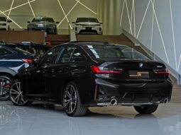 
										BMW 320i 2.0 16V TURBO FLEX M SPORT AUTOMÁTICO cheio									