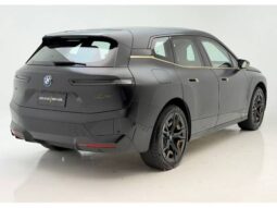 
										BMW iX ELÉTRICO M60 cheio									