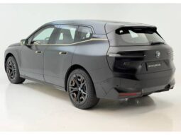 
										BMW iX ELÉTRICO M60 cheio									