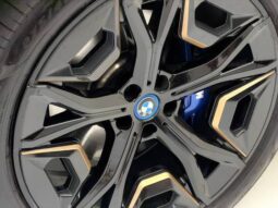 
										BMW iX ELÉTRICO M60 cheio									