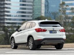 
										BMW X1 2.0 16V TURBO ACTIVEFLEX SDRIVE20I 4P AUTOMÁTICO cheio									