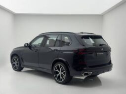 
										BMW X5 3.0 I6 TURBO HÍBRIDO XDRIVE50E M SPORT AUTOMÁTICO cheio									