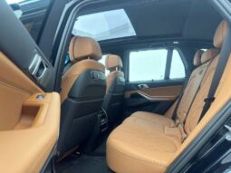 
										BMW X5 3.0 I6 TURBO HÍBRIDO XDRIVE50E M SPORT AUTOMÁTICO cheio									