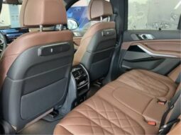 
										BMW X5 3.0 I6 TURBO HÍBRIDO XDRIVE50E M SPORT AUTOMÁTICO cheio									