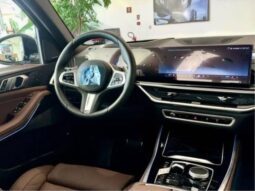
										BMW X5 3.0 I6 TURBO HÍBRIDO XDRIVE50E M SPORT AUTOMÁTICO cheio									