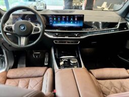 
										BMW X5 3.0 I6 TURBO HÍBRIDO XDRIVE50E M SPORT AUTOMÁTICO cheio									