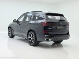 
										BMW X5 3.0 I6 TURBO HÍBRIDO XDRIVE50E M SPORT AUTOMÁTICO cheio									