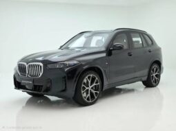 
										BMW X5 3.0 I6 TURBO HÍBRIDO XDRIVE50E M SPORT AUTOMÁTICO cheio									