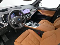 
										BMW X5 3.0 I6 TURBO HÍBRIDO XDRIVE50E M SPORT AUTOMÁTICO cheio									
