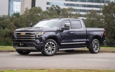 CHEVROLET SILVERADO 5.3 V8 GASOLINA 1500 HIGH COUNTRY 4X4 AUTOMÁTICO