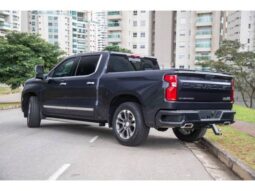 
										CHEVROLET SILVERADO 5.3 V8 GASOLINA 1500 HIGH COUNTRY 4X4 AUTOMÁTICO cheio									