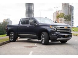 
										CHEVROLET SILVERADO 5.3 V8 GASOLINA 1500 HIGH COUNTRY 4X4 AUTOMÁTICO cheio									