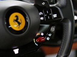 
										FERRARI SF90 4.0 V8 TURBO PHEV STRADALE F1-DCT cheio									