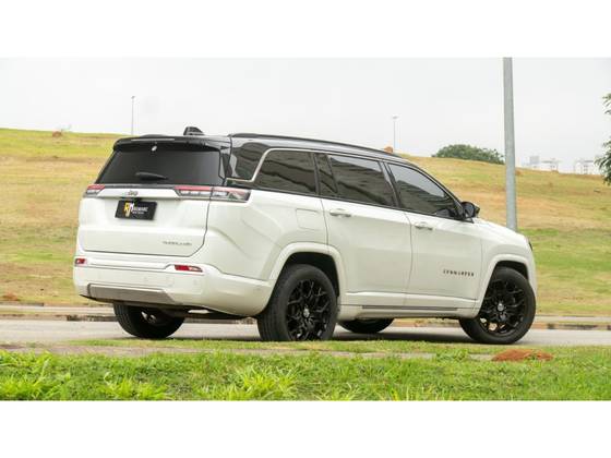 JEEP COMMANDER 1.3 T270 TURBO FLEX OVERLAND AT6