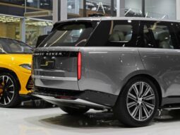 
										LAND ROVER RANGE ROVER SPORT 3.0 P550e PHEV AUTOBIOGRAPHY AWD AUTOMÁTICO cheio									