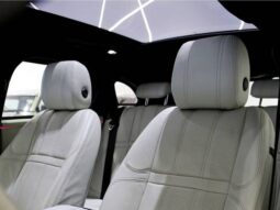 
										LAND ROVER RANGE ROVER VELAR 3.0 P340 GASOLINA R-DYNAMIC SE AUTOMÁTICO cheio									