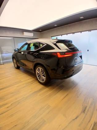 LEXUS NX 350h 2.5 16V VVT-I HYBRID LUXURY CVT AWD