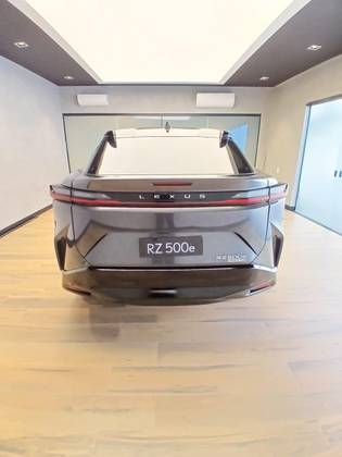 LEXUS RZ 500e 77 KW ELÉTRICO AWD