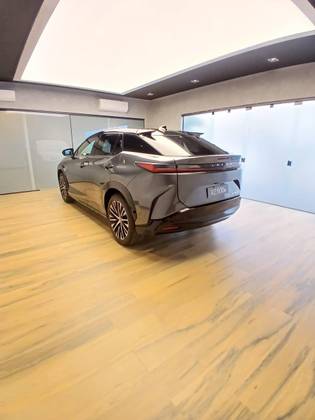 LEXUS RZ 500e 77 KW ELÉTRICO AWD