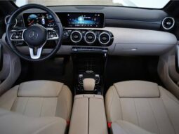 
										MERCEDES-BENZ A 250 2.0 CGI GASOLINA SPORT 7G-DCT cheio									
