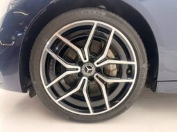 
										MERCEDES-BENZ C 300 2.0 EQ BOOST HÍBRIDO AMG LINE 9G-TRONIC cheio									