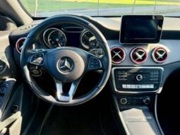 
										MERCEDES-BENZ CLA 200 1.6 CGI FLEX 7G-DCT cheio									