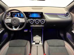 
										MERCEDES-BENZ GLA 200 1.3 GCI GASOLINA AMG LINE 7G-DCT cheio									