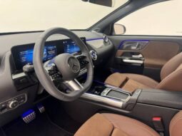 
										MERCEDES-BENZ GLA 200 1.3 MHEV AMG LINE 7G-DCT cheio									