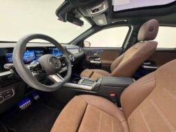 
										MERCEDES-BENZ GLA 200 1.3 MHEV AMG LINE 7G-DCT cheio									