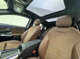 
										MERCEDES-BENZ GLA 200 1.3 MHEV AMG LINE 7G-DCT cheio									