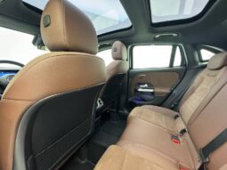 
										MERCEDES-BENZ GLA 200 1.3 MHEV AMG LINE 7G-DCT cheio									