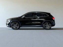 
										MERCEDES-BENZ GLA 200 1.3 MHEV PROGRESSIVE 7G-DCT cheio									